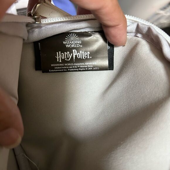 Brand New With Tags~Harry Potter Hedwig Crossbody Bag - Picture 12 of 16